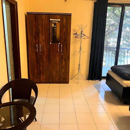 Rostel Backpackers Hostel Pune Exterior photo