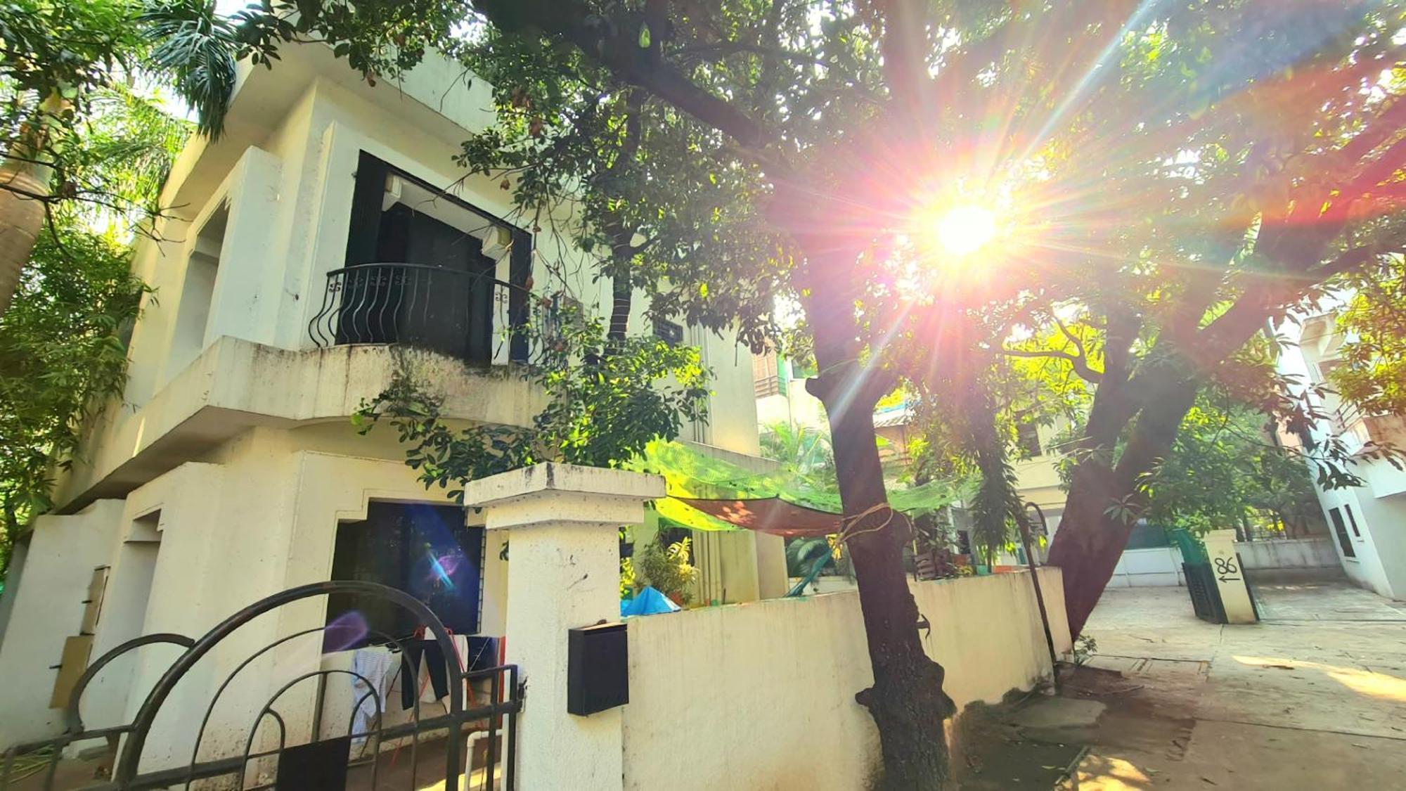 Rostel Backpackers Hostel Pune Exterior photo