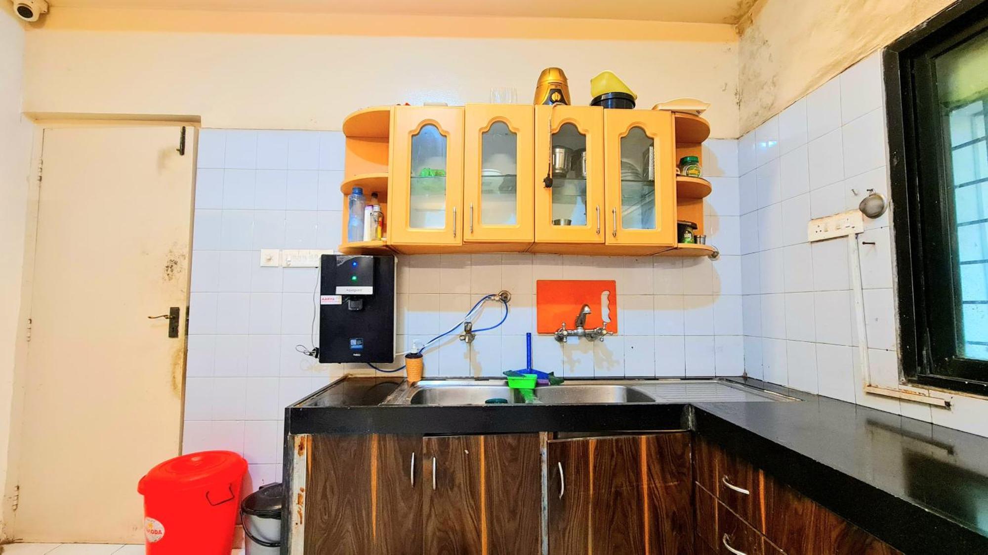 Rostel Backpackers Hostel Pune Exterior photo